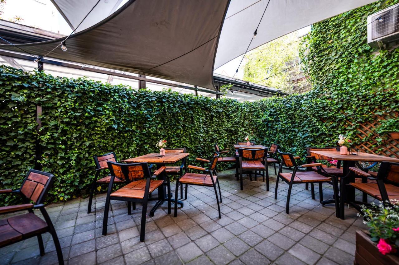 Schoeps Aparthotel 4*